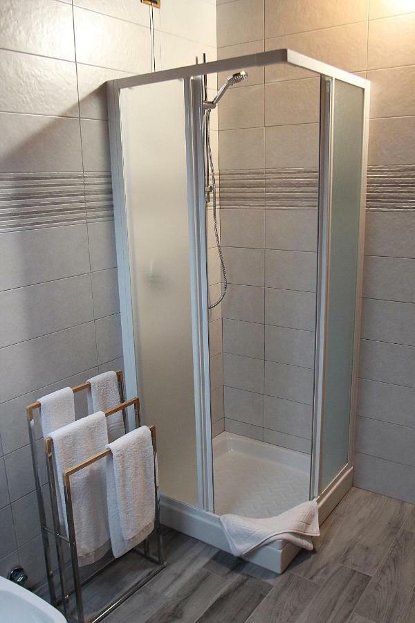La Tegola Panzió Como Kültér fotó